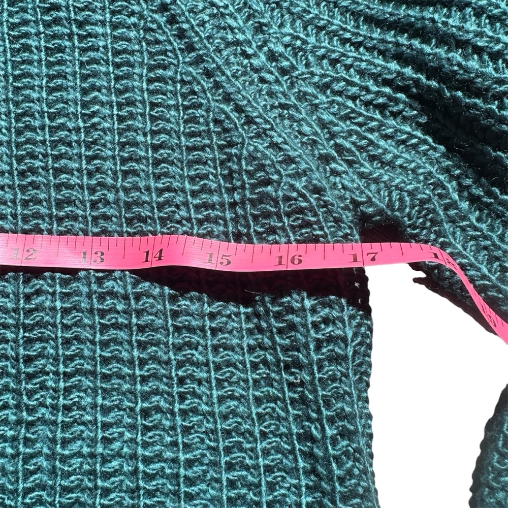 Kimchi Blue UO Crop Teal Knit Sweater in Women’s Size Small - Picture 9 of 13